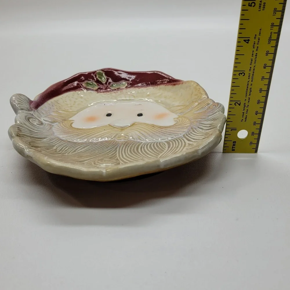 Santa‎ Claus Cookie Dish Ceramic 9 x 7.5 Christmas Trinket Plate